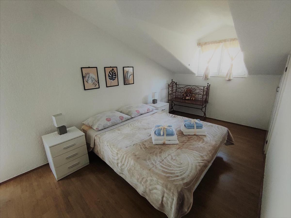 Apartmani Mlaja Trpanj Eksteriør billede